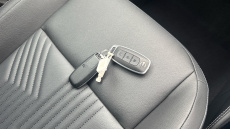 Nissan Juke 1.0 DiG-T Tekna 5dr Petrol Hatchback